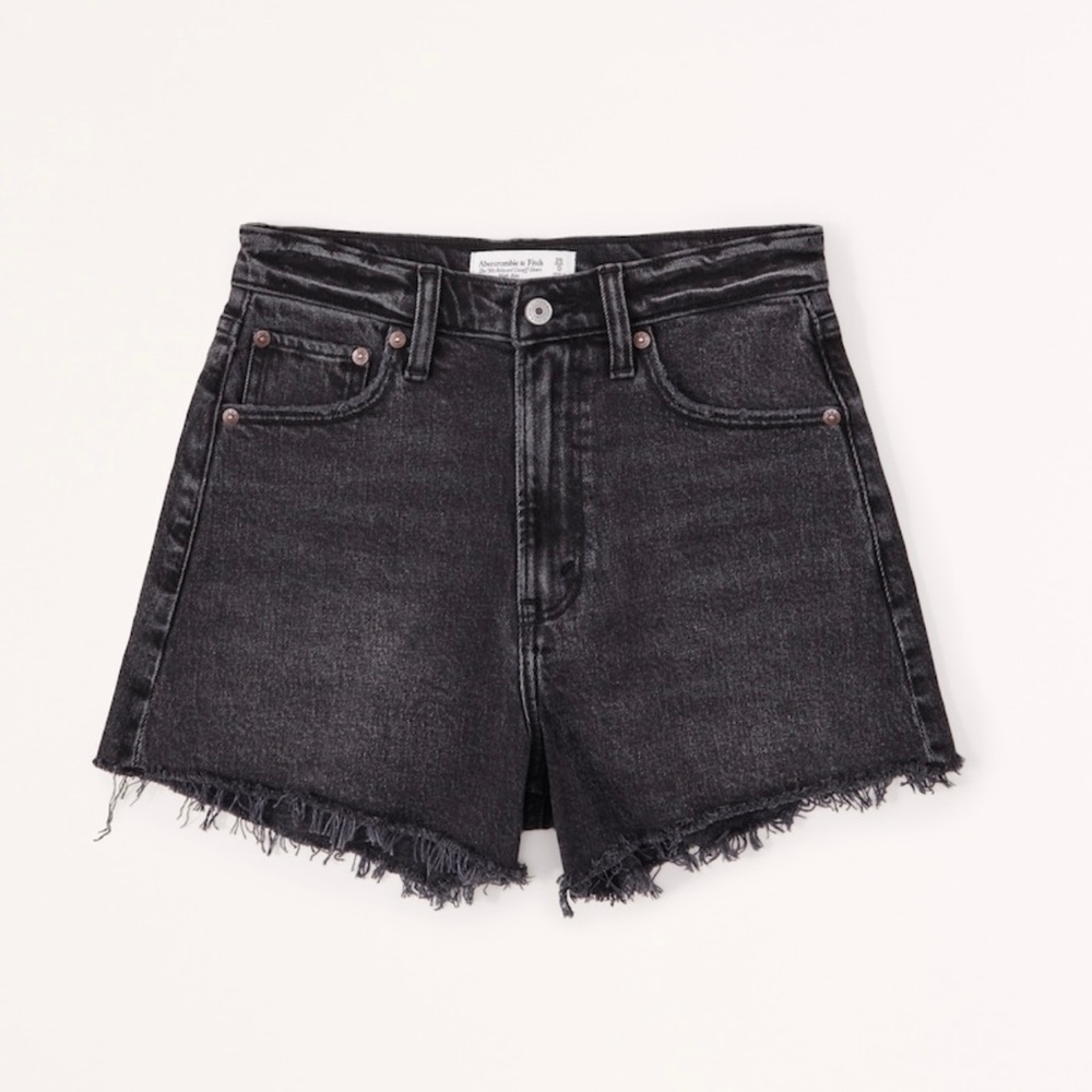 Abercrombie & Fitch Women’s 90s Relaxed Cutoff Short, High Rise Size 26/2